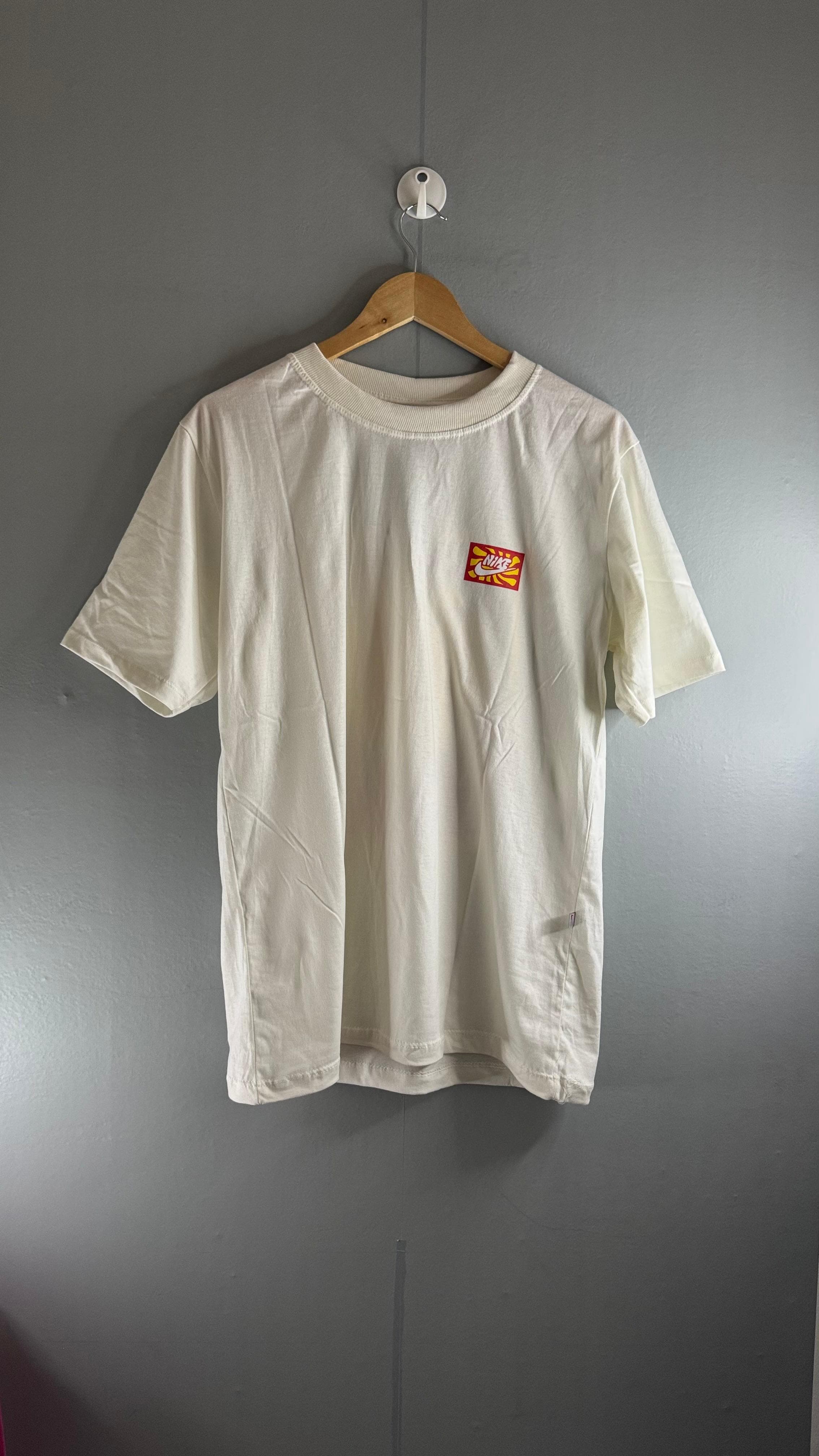 Camisa Streetwear NK NIKE DAY OFF - Imagem 1